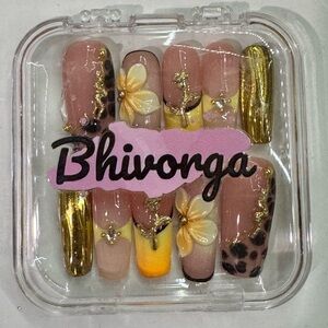 Bhivorga Gold and Yellow Press On Nails Medium size